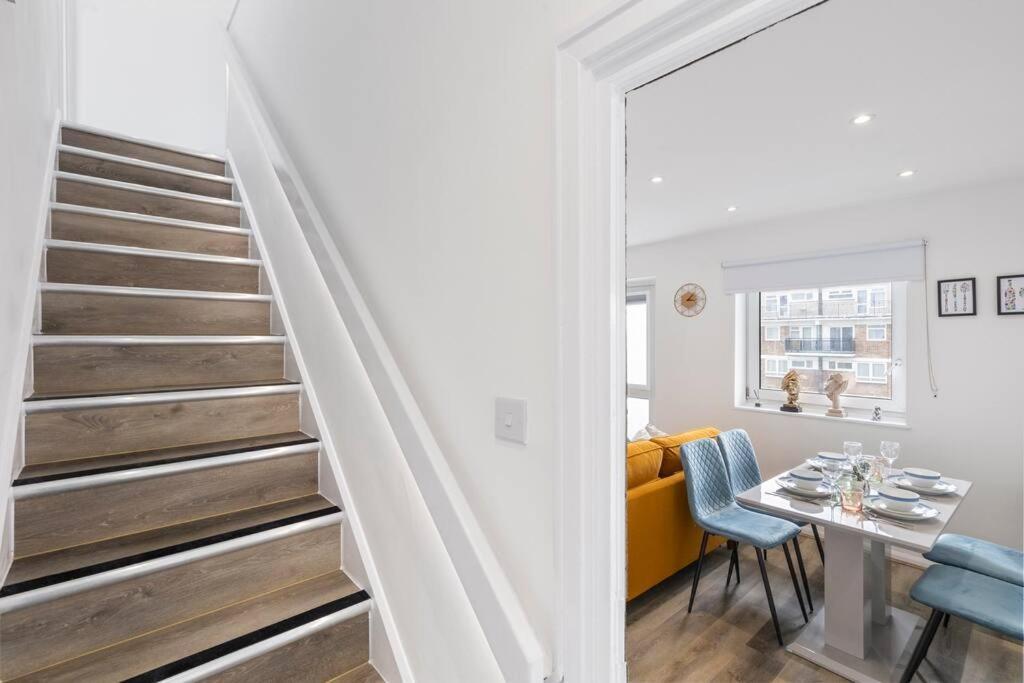 Shard View 2Br Next Tower Bridge Appartement Londen Buitenkant foto